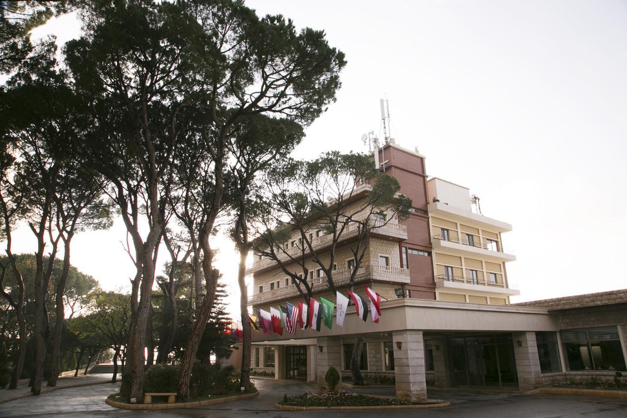 Bzommar Palace Hotel Jounieh Exterior foto